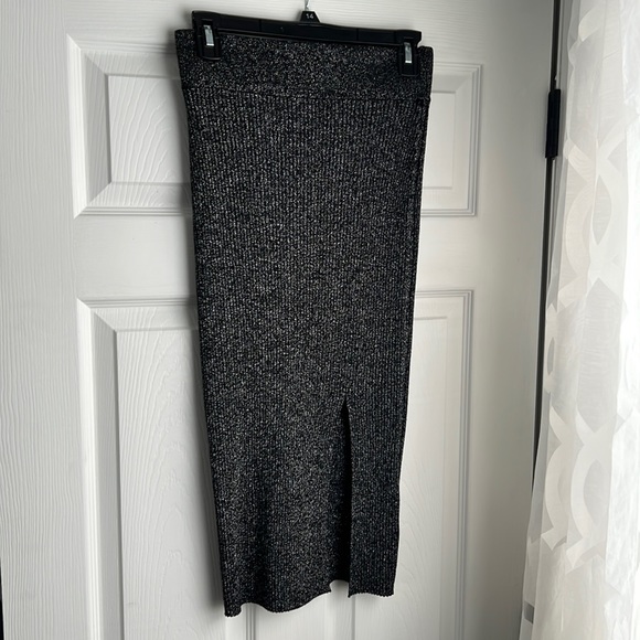 Club Monaco Sparkly Lurex Pencil Skirt - Picture 3 of 8